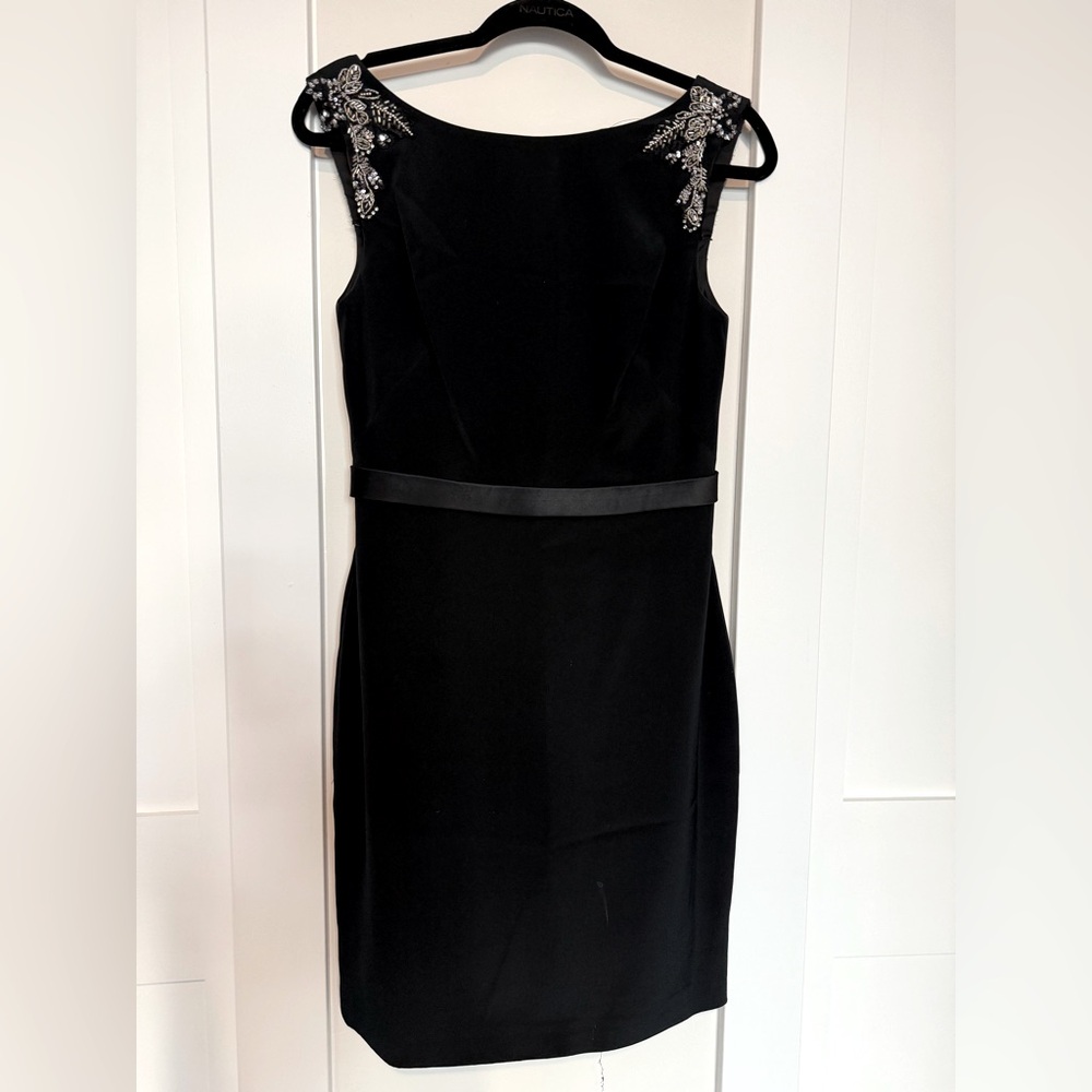 MARCHESA NOTTE Black Crystal Embellished Sleeveless Cocktail Dress Size 6 Silk